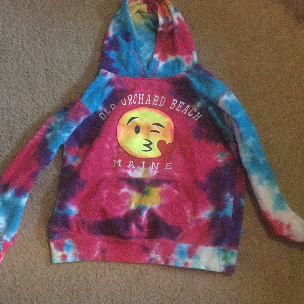 A sweatshirt